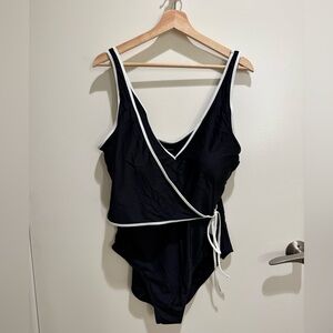 Summersalt Contrast Perfect Wrap One-Piece, Sea Urchin & White Sand, 18